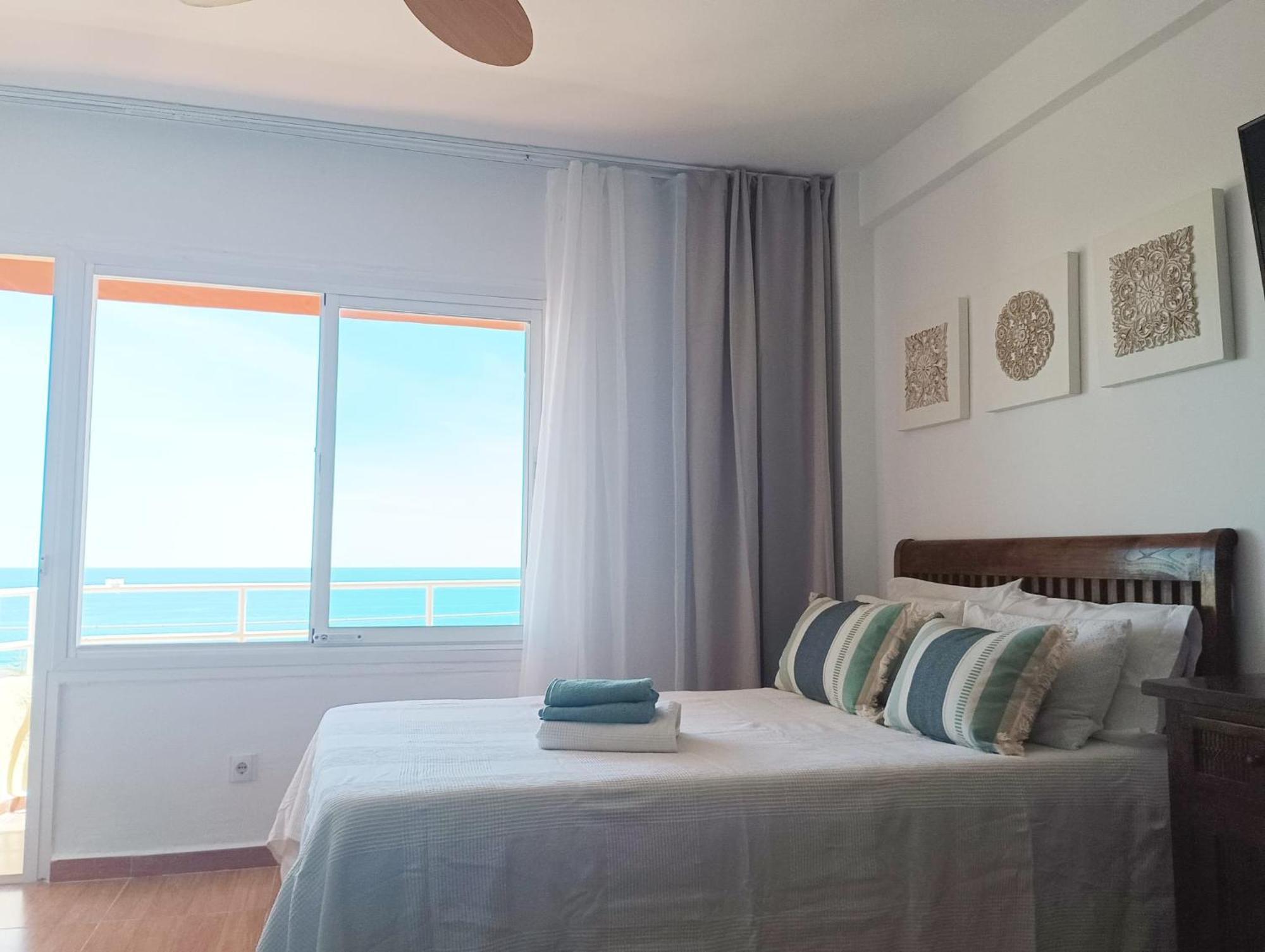 Club Bellavista - Apartamento Con Vistas Al Mar Torremolinos Ngoại thất bức ảnh