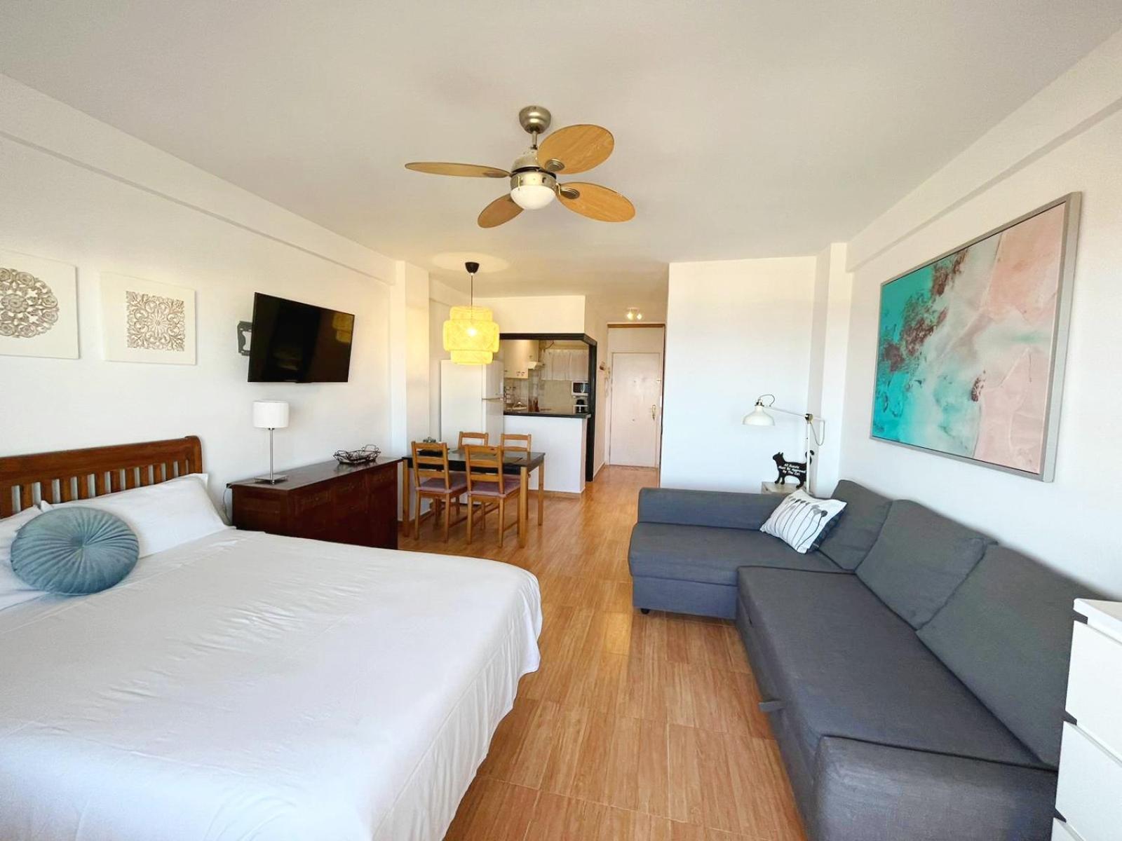 Club Bellavista - Apartamento Con Vistas Al Mar Torremolinos Ngoại thất bức ảnh